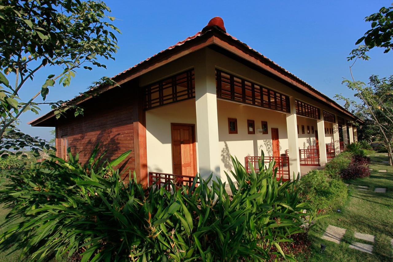 Aureum Palace Hotel & Resort Nay Pyi Taw Naypyidaw Exterior photo